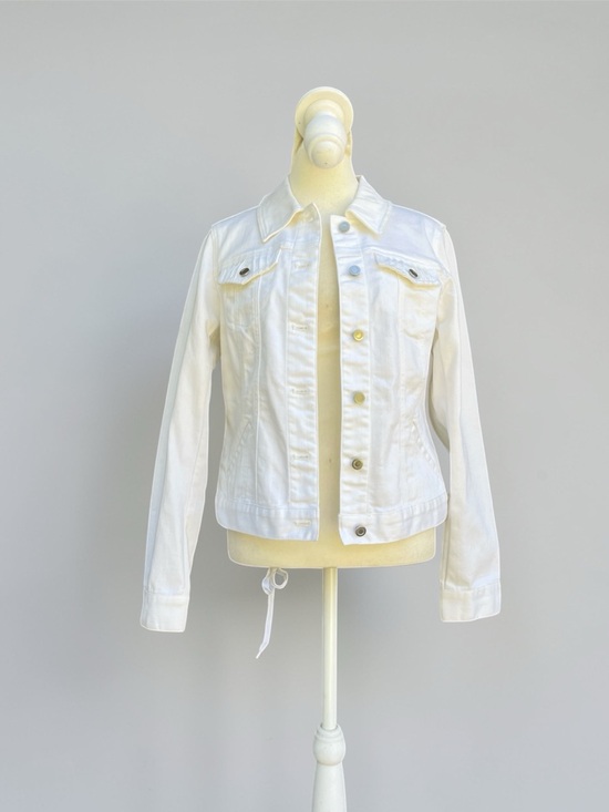 NWT WHBM Cropped Pleated Denim Trucker Jacket in White Size 4 - Picture 3 of 9